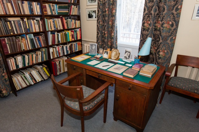 Домашний  кабинет Ю.Б. Харитона img-d-7064+.jpg